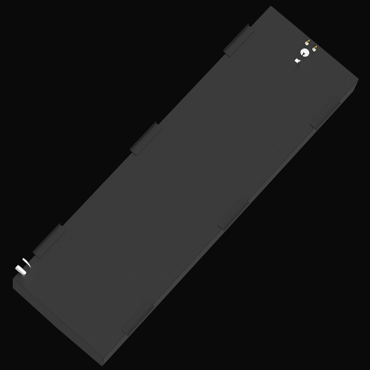 2001 Fountain 31, combo view featuring the boat's three-tank setup, designed for offshore fishing with a high-performance and durable layout