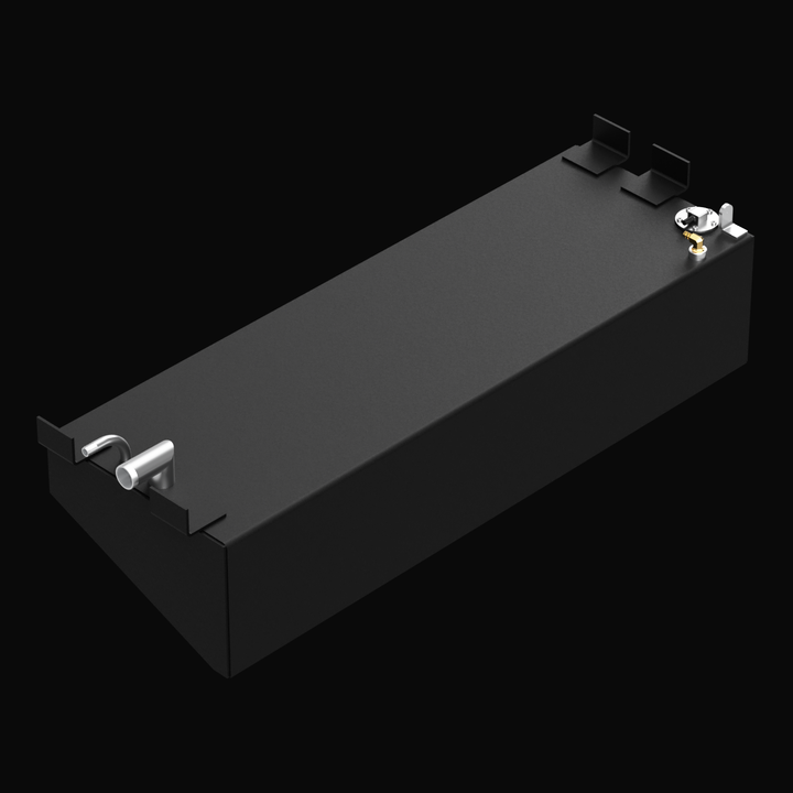 2001 Fountain 31, combo view featuring the boat's three-tank setup, designed for offshore fishing with a high-performance and durable layout