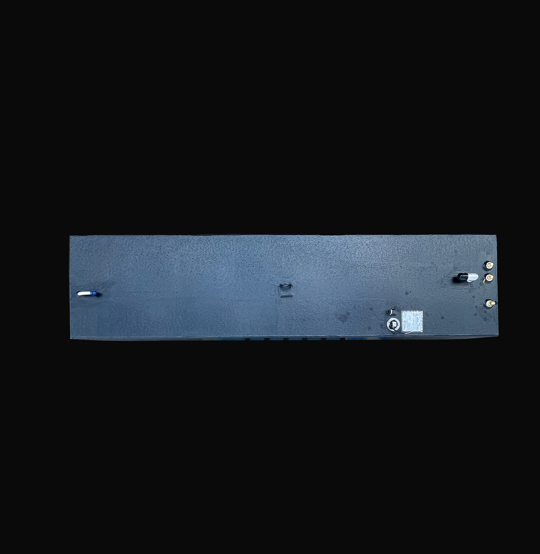 A full top-down overhead view of the SeaVee 25 main replacement marine fuel tank, highlighting its broad, symmetrical rectangular deck layout. The entire upper surface features a protective black TarGard epoxy finish over heavy-duty marine-grade 5052-H32 aluminum. The hardware configuration is clearly detailed from end to end: a dedicated ventilation fitting sits on the far left; a heavy-duty lifting eye hook is dead-center; and an integrated fuel level sending unit with its official ABYC/NMMA manufacturer 